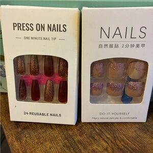 Reusable Press-On Nails Set          Red and Gold / Pink Glitter Toes